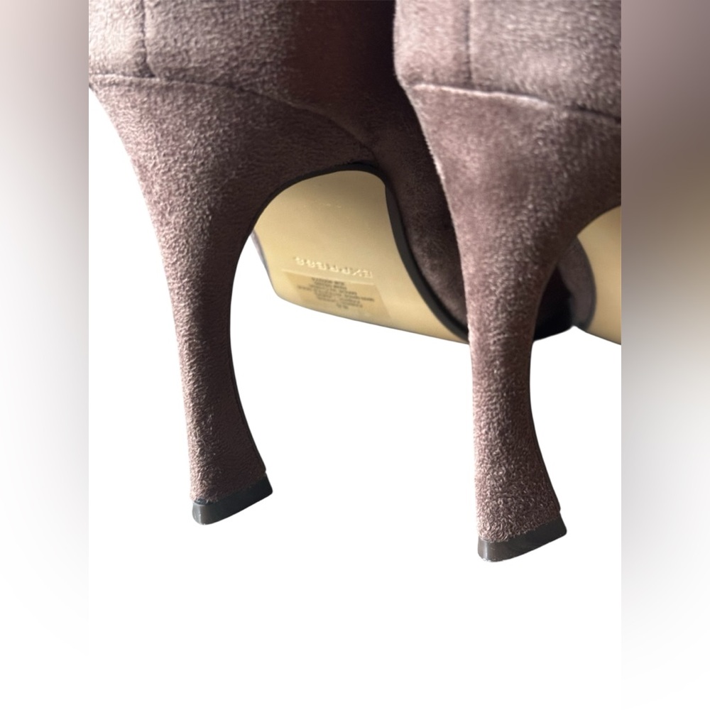 Express Brown Faux Suede Comma Heeled Boots 8.5 NWT - Picture 3 of 4